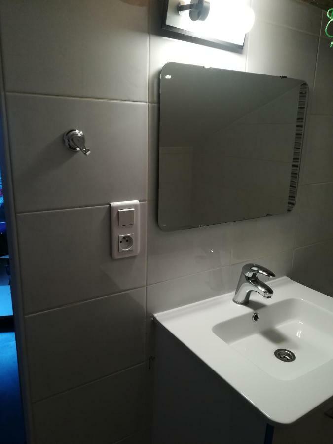 Lyon Apartment Luaran gambar