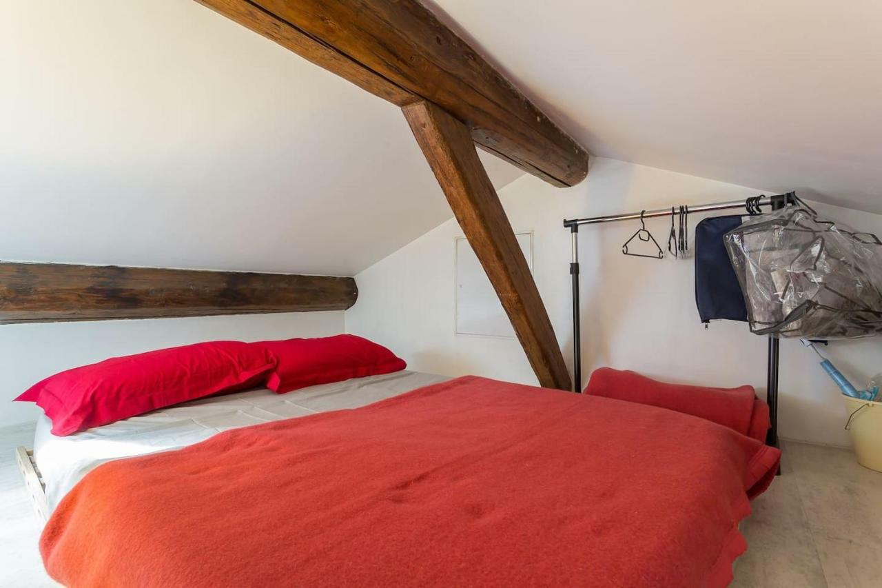 Lyon Apartment Luaran gambar
